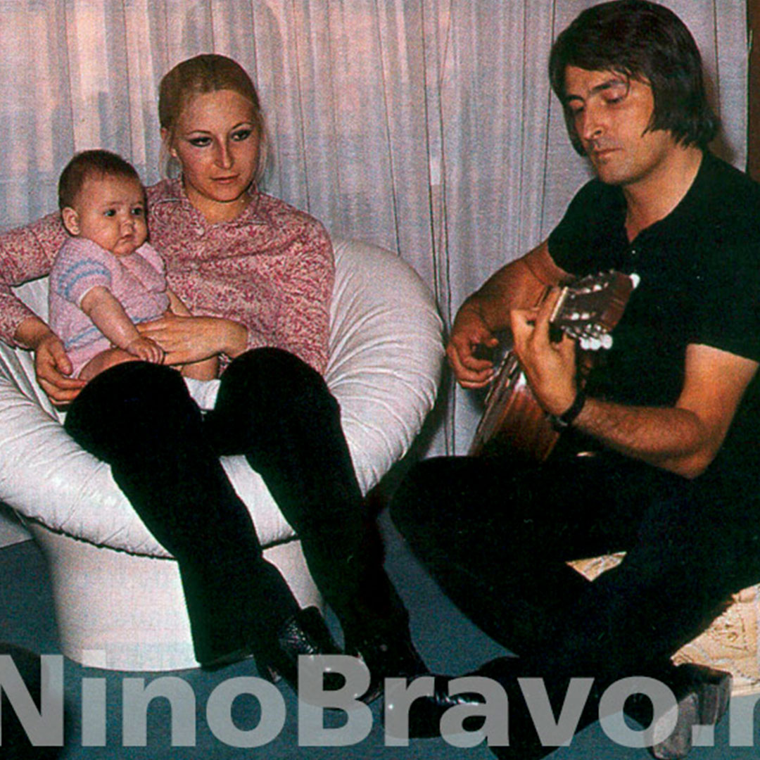 Imagen biografía Nino Bravo en familia